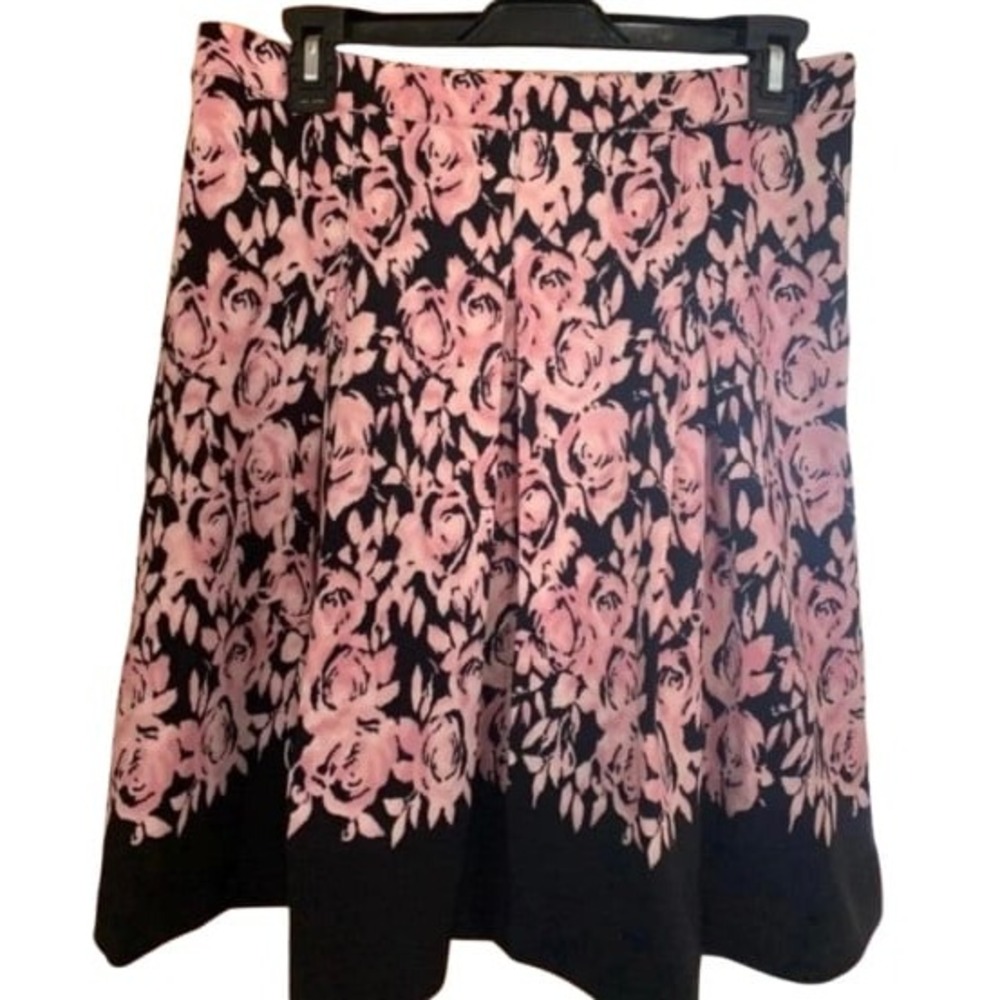 Ladies Luxe By Carmen Marc Valvo Skirt 4P